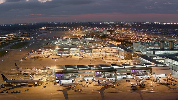 Record-breaking holiday travel expected at Houston Airports