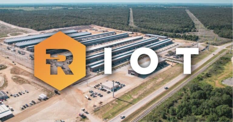 Riot platforms gains spotlight amid crypto momentum and strategic moves