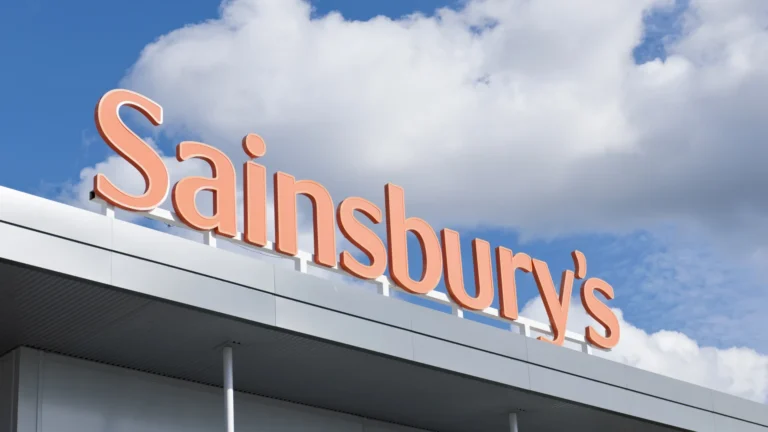What Time Do Supermarkets Close on Christmas Eve