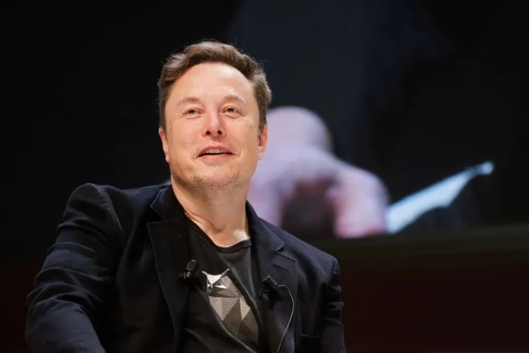 E lon Musk, the world's wealthiest individual, is inching closer to a financial milestone that has never been achieved before: becoming the first trillionaire.