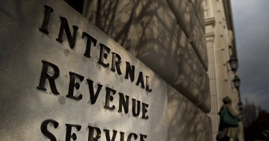 T he Internal Revenue Service (IRS) is set to distribute approximately $2.4 billion in special payments to roughly one million taxpayers who missed claiming the Recovery Rebate Credit on their 2021 tax returns.