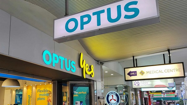 Optus Quietly Delays Mobile-to-Satellite Service Launch