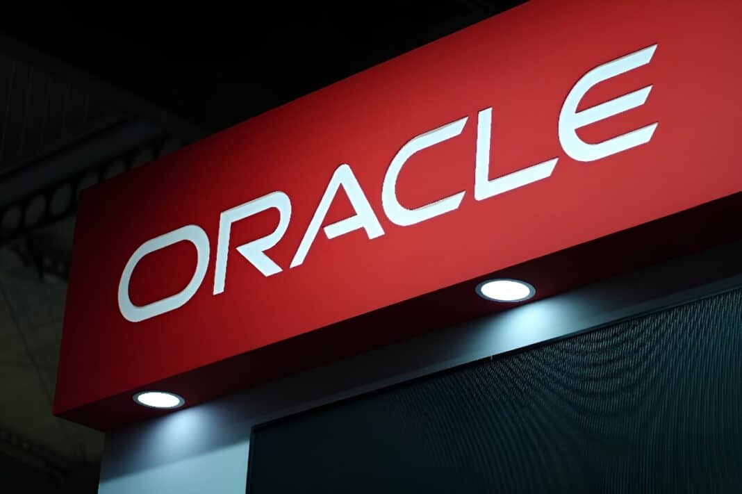 Oracle Stock Surges as Investors Show Renewed Confidence