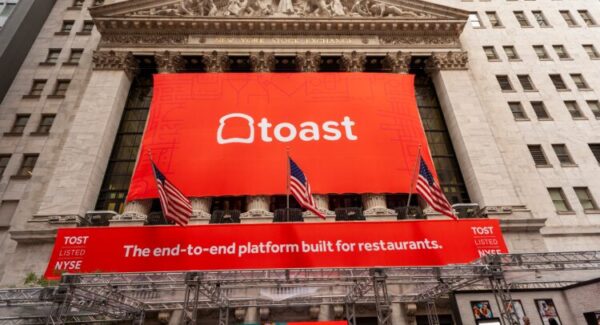 As of February 19, 2025, Toast's stock is trading at $39.98 per share, reflecting a 4.58% decrease from the previous close.