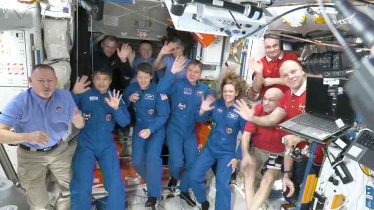 NASA Astronauts Finally Depart ISS